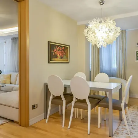 Stylish One-bedroom Flat With Amazing View By Flat Mаnаger Apartment *